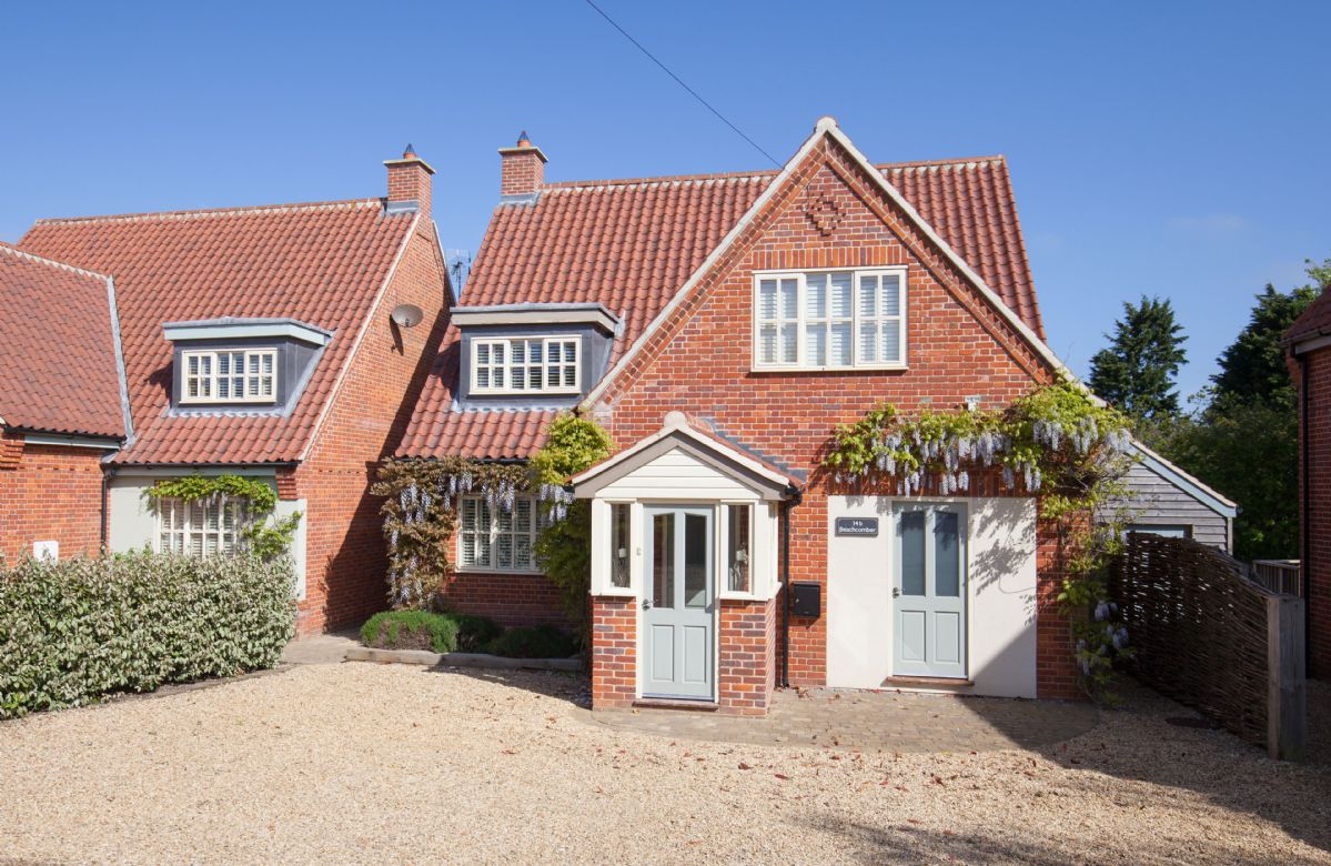 Beachcomber a holiday cottage rental for 8 in Old Hunstanton, 