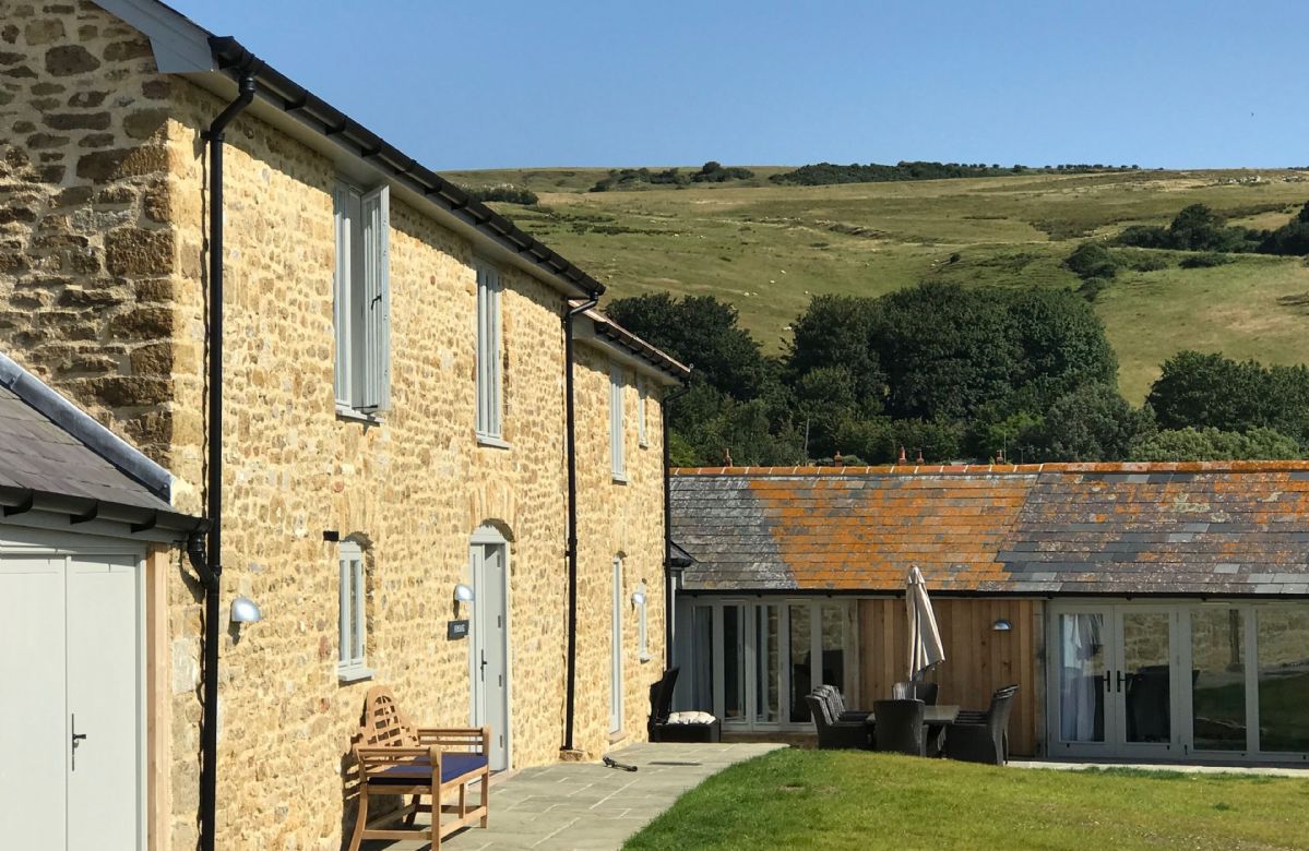 Furlongs a holiday cottage rental for 10 in Abbotsbury, 