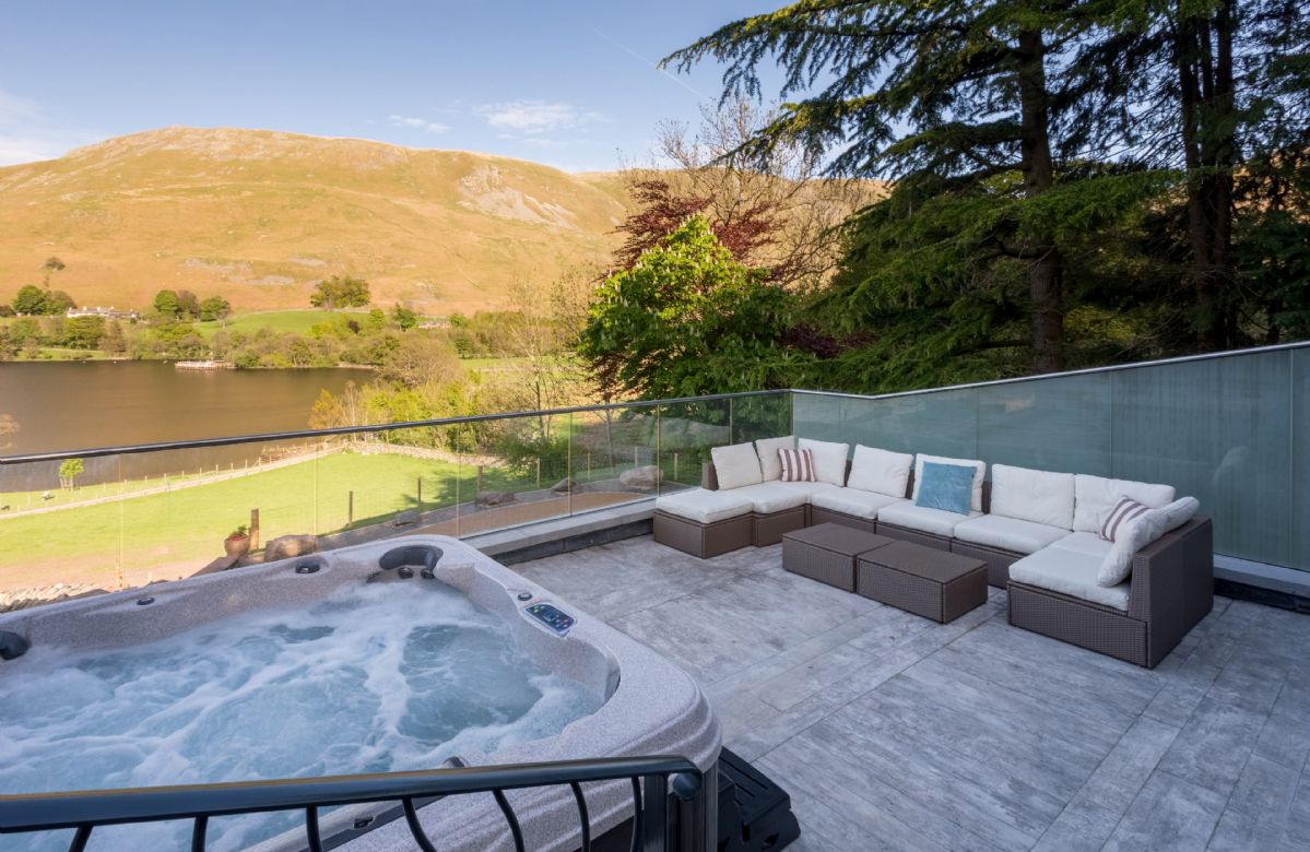 Waternook a holiday cottage rental for 12 in Ullswater, 