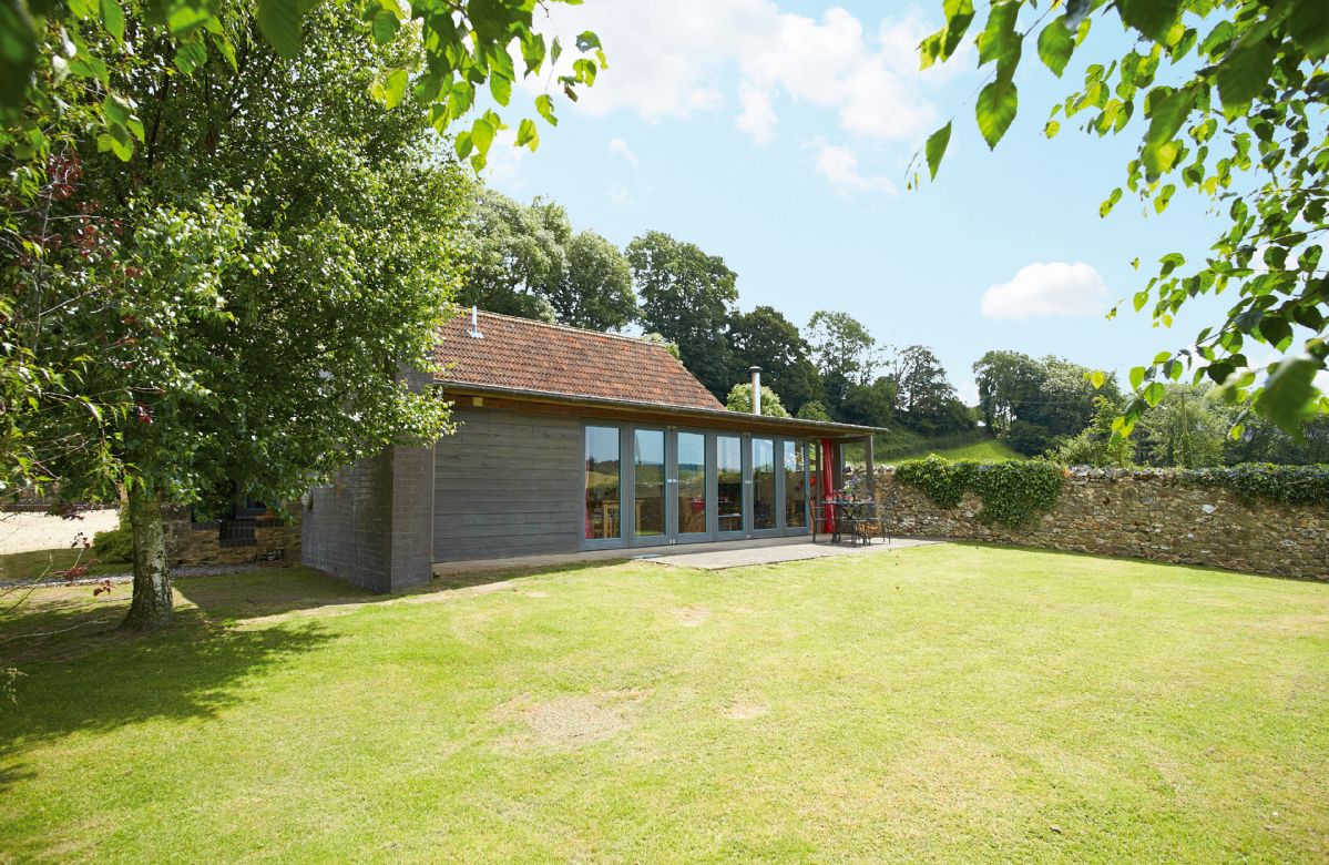 The Shippen a holiday cottage rental for 4 in Membury, 