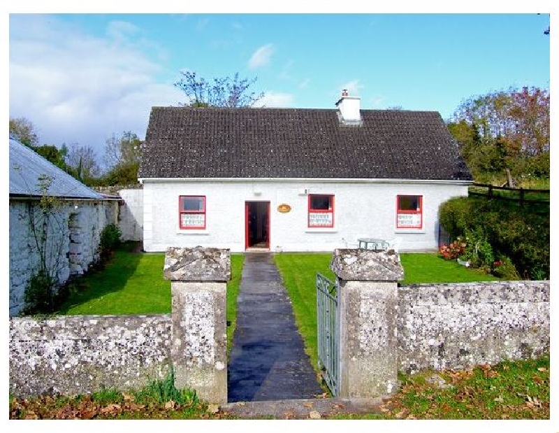 Mickey's Cottage a holiday cottage rental for 4 in Kinvara, 