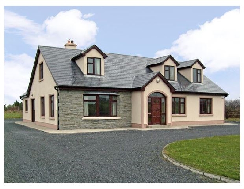 Craggaknock a holiday cottage rental for 7 in Doonbeg, 