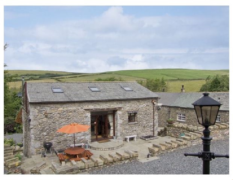Hill Side Barn a holiday cottage rental for 6 in Pennington, 