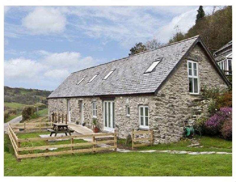 Bronnydd- Tyddyn Ysgubor a holiday cottage rental for 6 in Bala, 