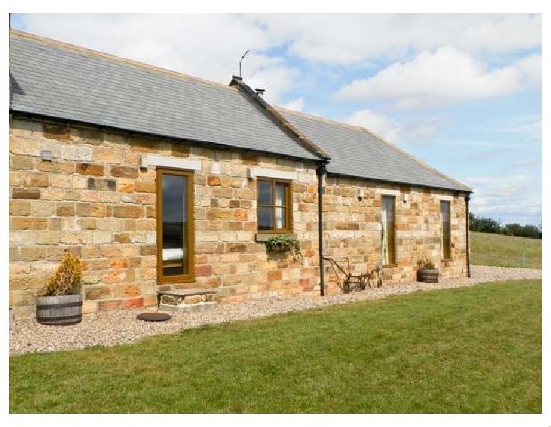 Longstone Cottage a holiday cottage rental for 6 in Ugthorpe, 