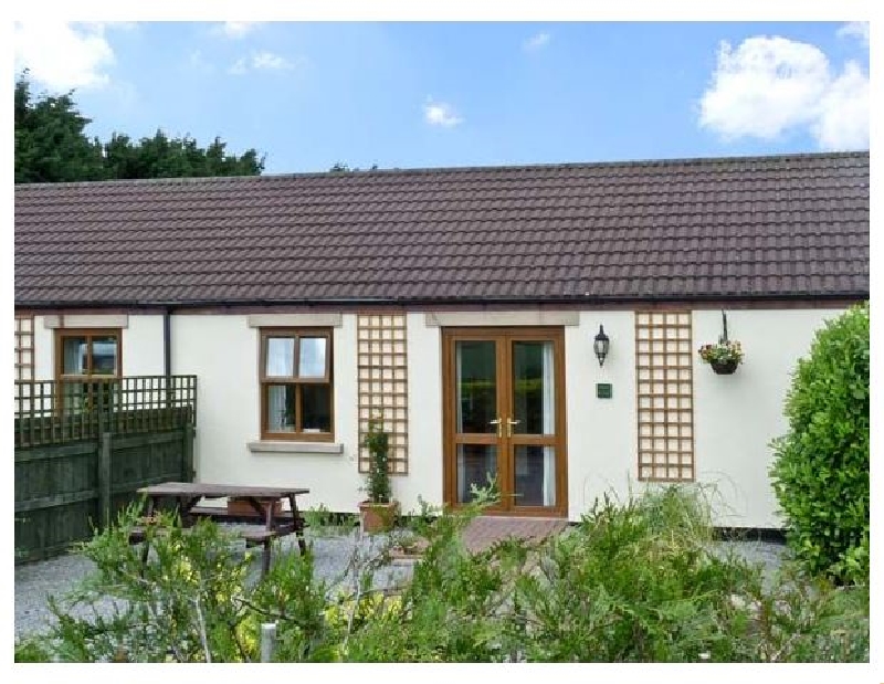 Willow Cottage a holiday cottage rental for 4 in Caldwell, 
