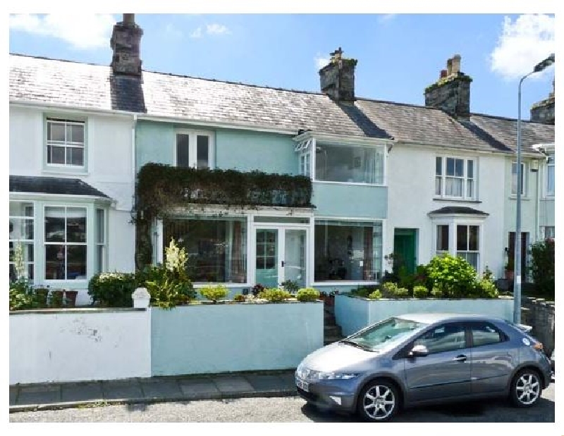 7 Ivy Terrace a holiday cottage rental for 4 in Borth-Y-Gest, 