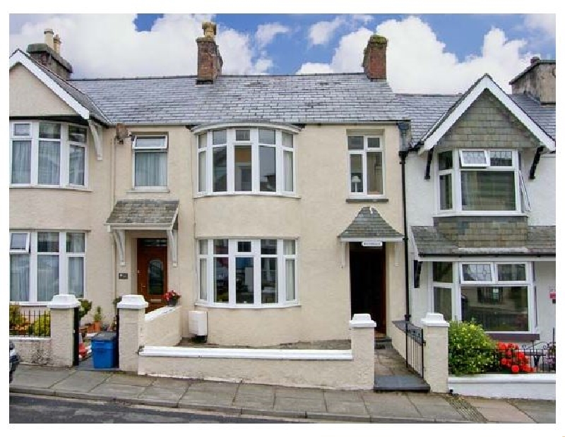Avondale a holiday cottage rental for 7 in Borth-Y-Gest, 