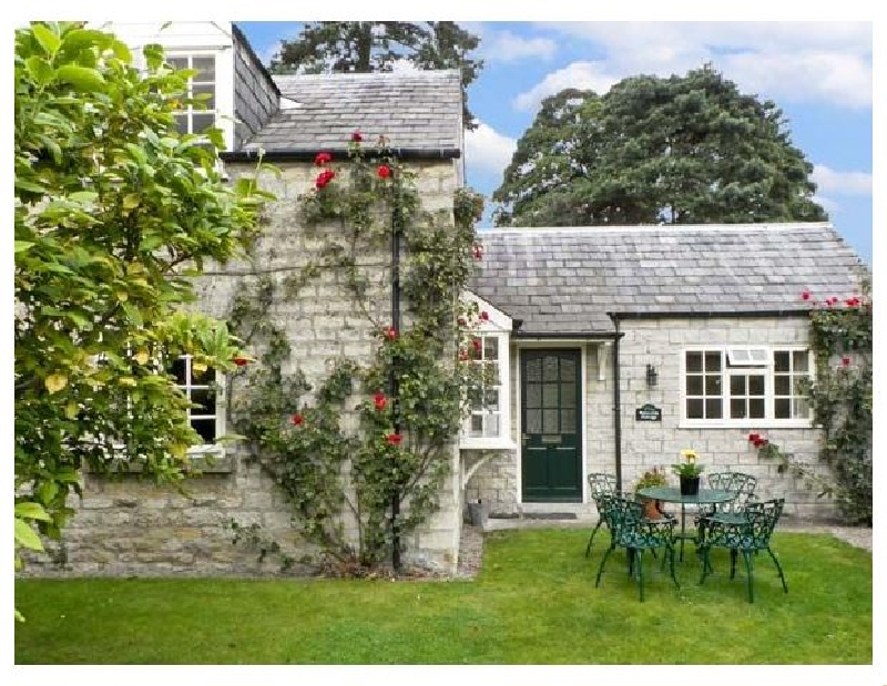 Waterside Cottage a holiday cottage rental for 4 in Hovingham, 