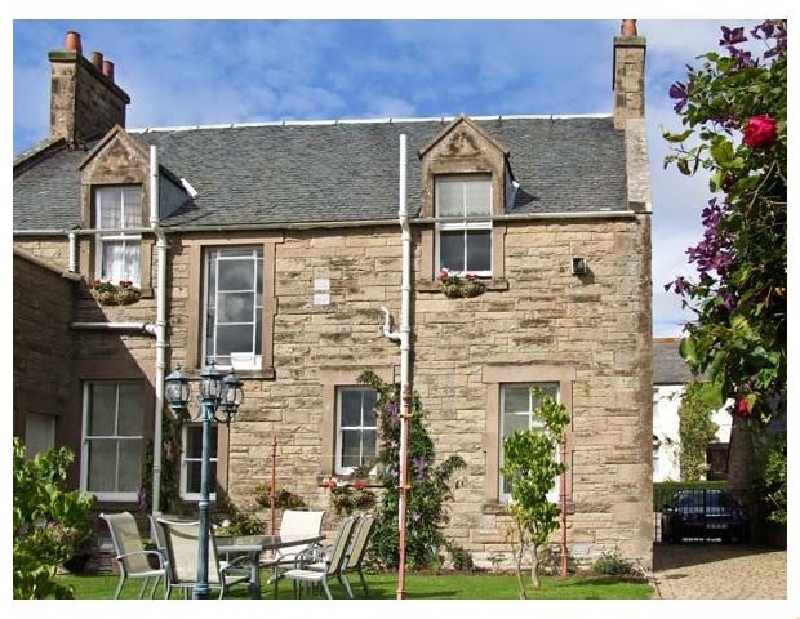 Bank View a holiday cottage rental for 7 in Chirnside, 
