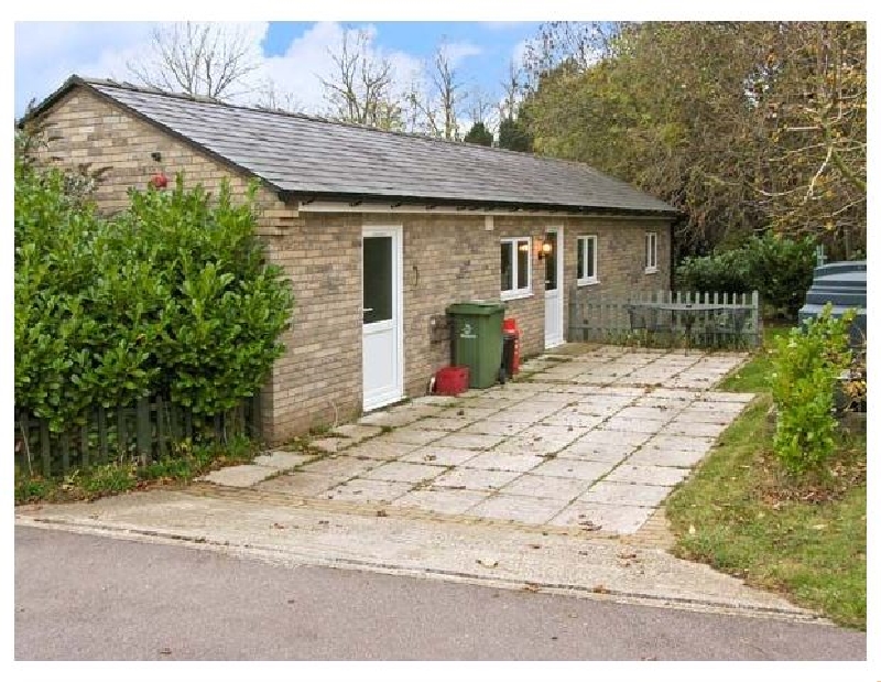 Little Lodge 1 a holiday cottage rental for 2 in Bylaugh, 
