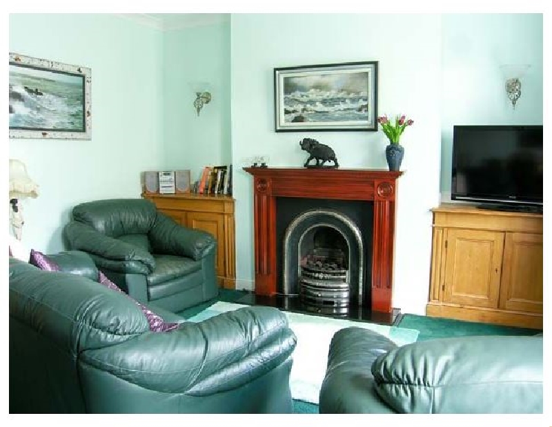 Fireman's Rest a holiday cottage rental for 6 in Whitby, 