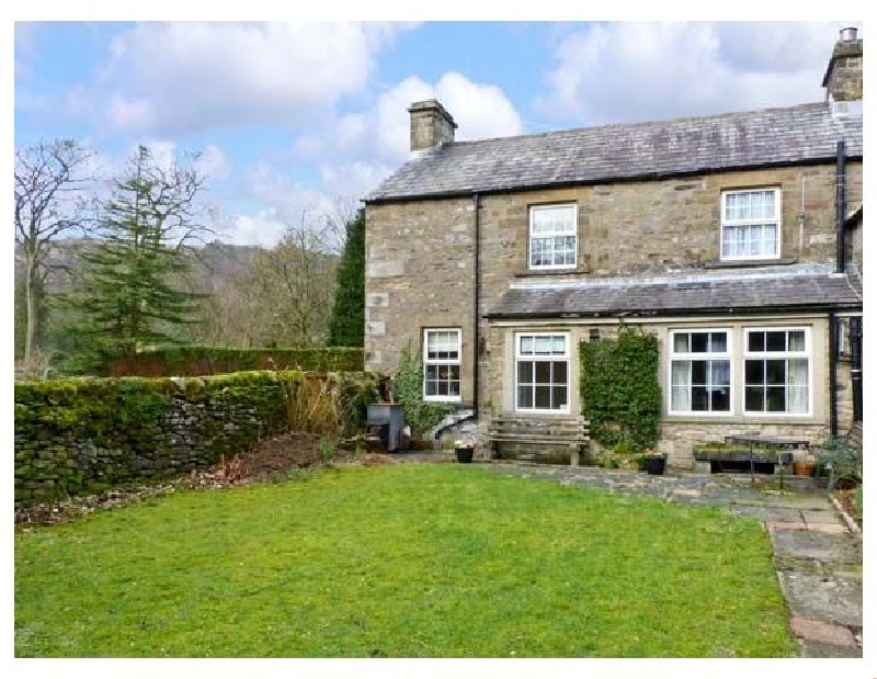 Locks Cottage a holiday cottage rental for 4 in Langcliffe, 