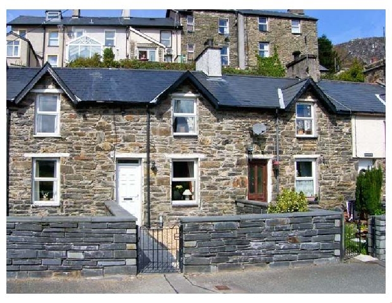 Bwthyn Afon (River Cottage) a holiday cottage rental for 3 in Tanygrisiau, 
