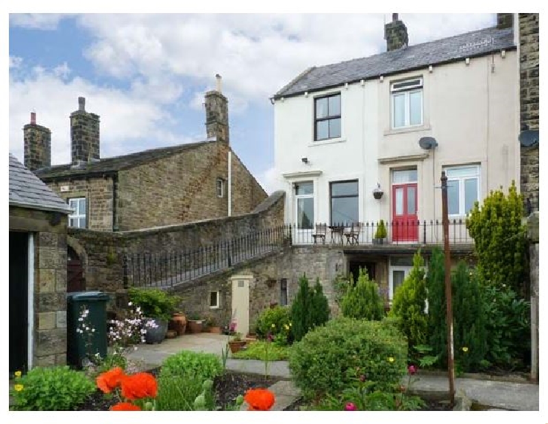 Pasture Cottage a holiday cottage rental for 4 in Embsay, 