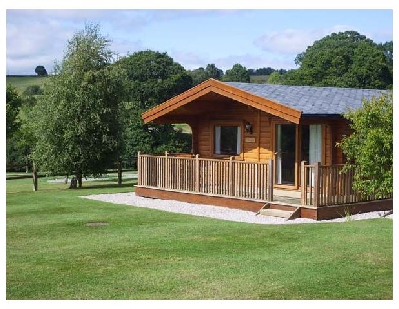 Fairway Lodge a holiday cottage rental for 4 in Tedburn St Mary, 