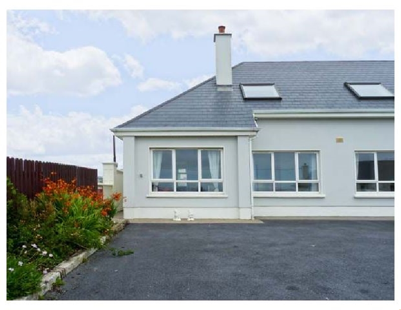 The Mews a holiday cottage rental for 2 in Lahinch, 