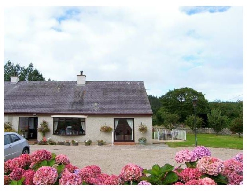 Llys Newydd a holiday cottage rental for 5 in Beaumaris, 