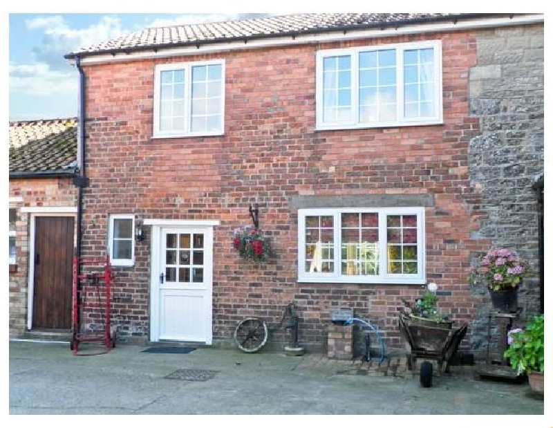 Woodlands Cottage a holiday cottage rental for 4 in Snainton, 