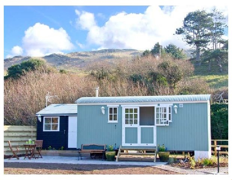 The Shepherd's Hut a holiday cottage rental for 2 in Aberdovey, 