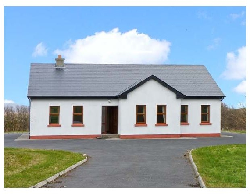 Corn Crake a holiday cottage rental for 7 in Louisburgh, 