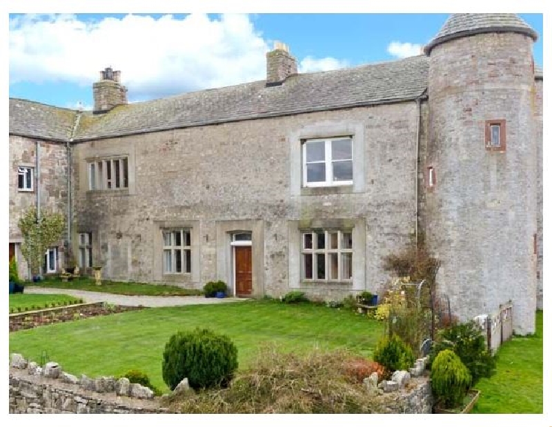 Smardale Hall a holiday cottage rental for 8 in Kirkby Stephen, 