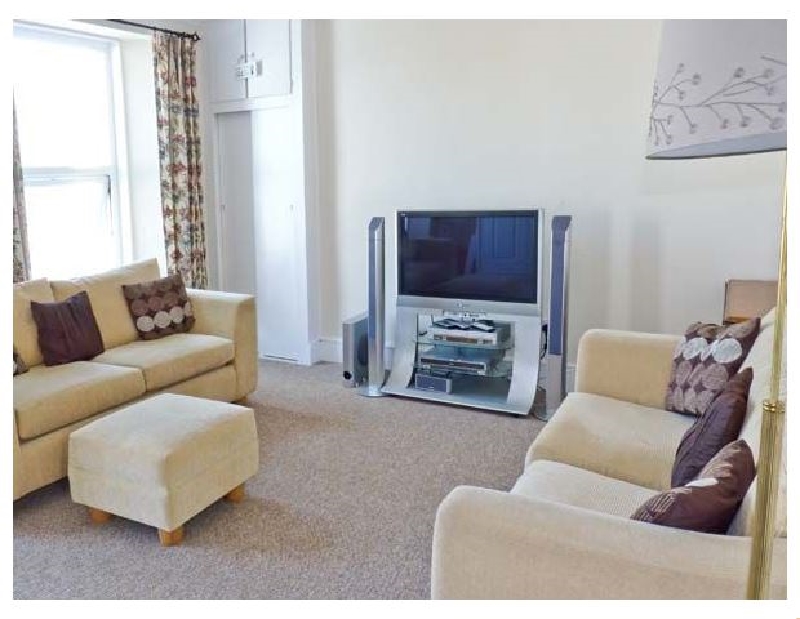 Dunholme House a holiday cottage rental for 9 in Teignmouth, 