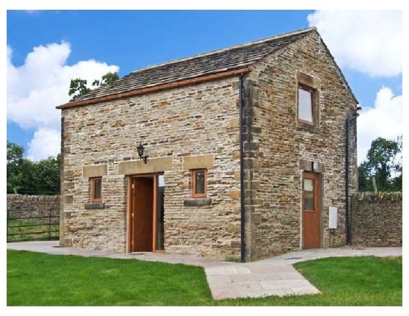 Hollins Wood Bothy a holiday cottage rental for 2 in Wortley, 