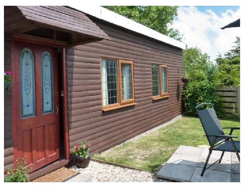 Wisteria Chalet a holiday cottage rental for 3 in Watchfield, 