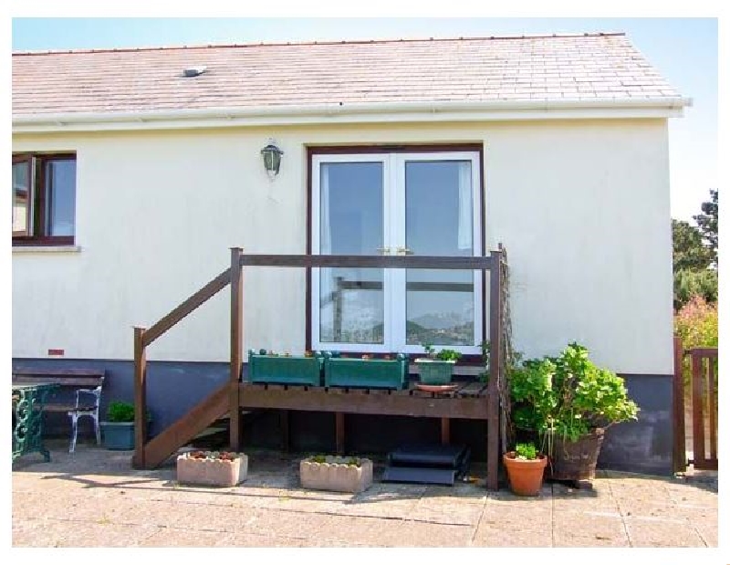 Waters' Edge a holiday cottage rental for 2 in Pembroke, 