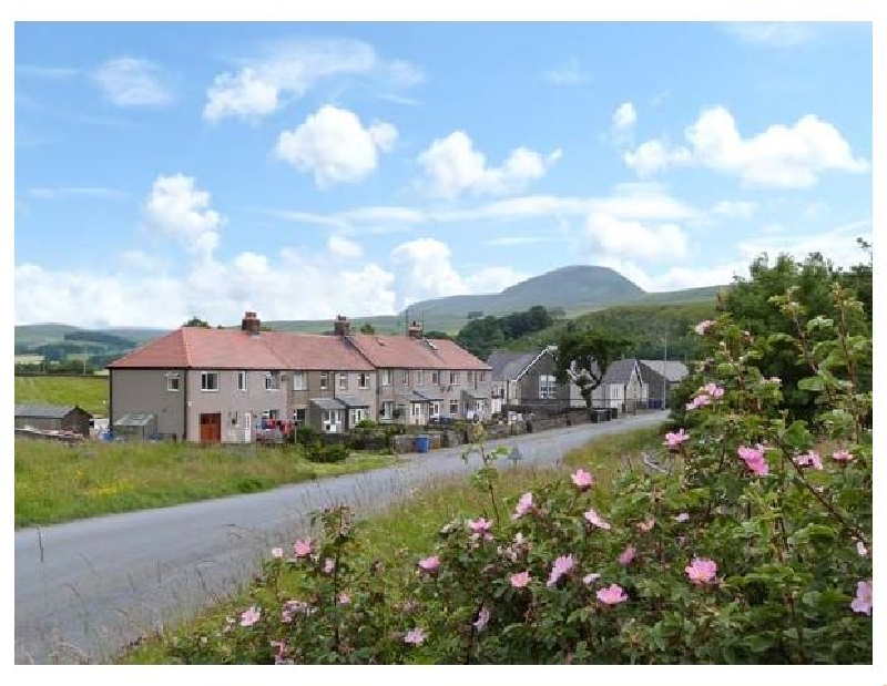4 Helwith Bridge Cottages a holiday cottage rental for 5 in Helwith Bridge, 