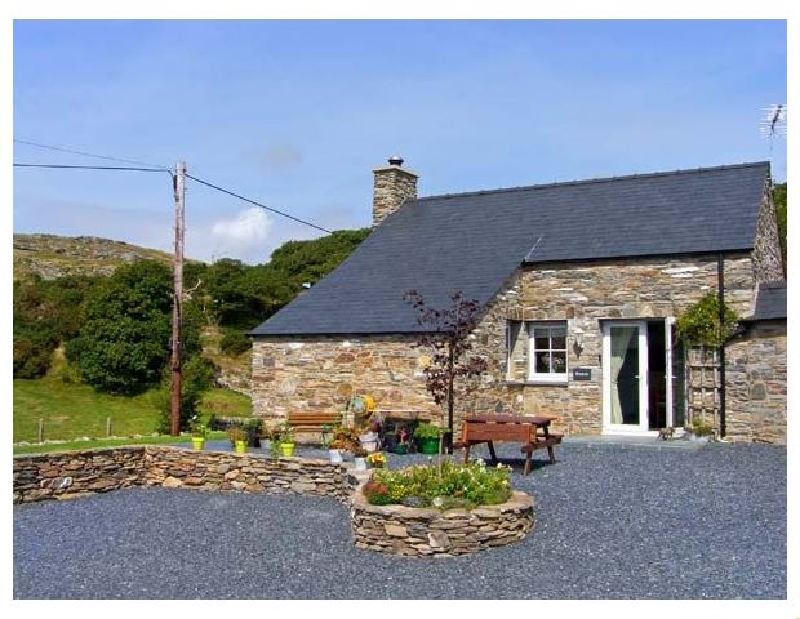 Garth Morthin The Stables a holiday cottage rental for 4 in Morfa Bychan, 