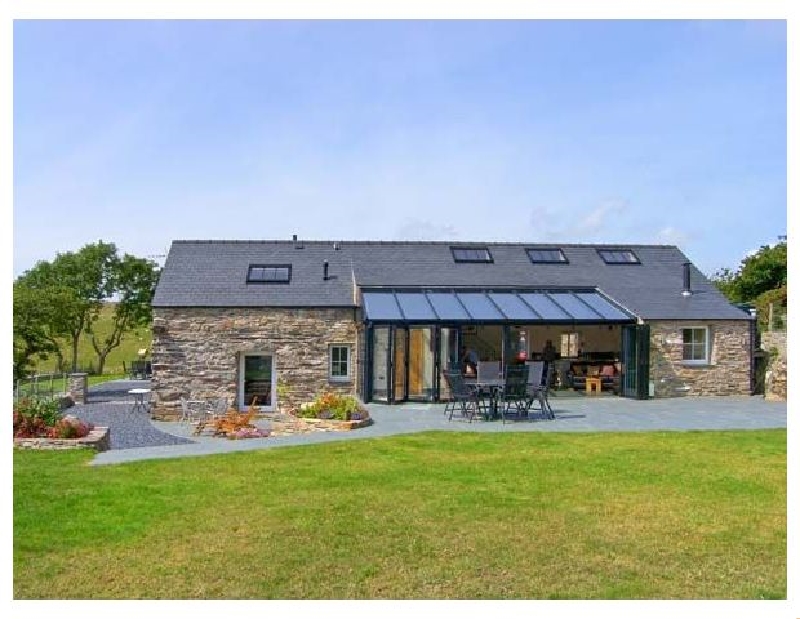 Garth Morthin The Barn a holiday cottage rental for 8 in Morfa Bychan, 