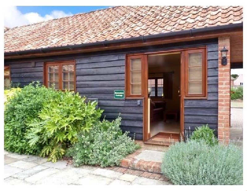 Horseshoe a holiday cottage rental for 4 in Little Glemham, 