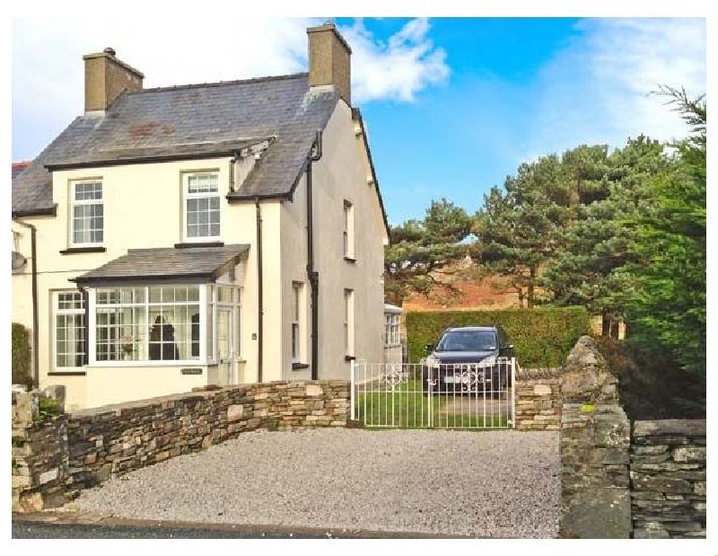 Ty'r Ysgol a holiday cottage rental for 6 in Morfa Bychan, 
