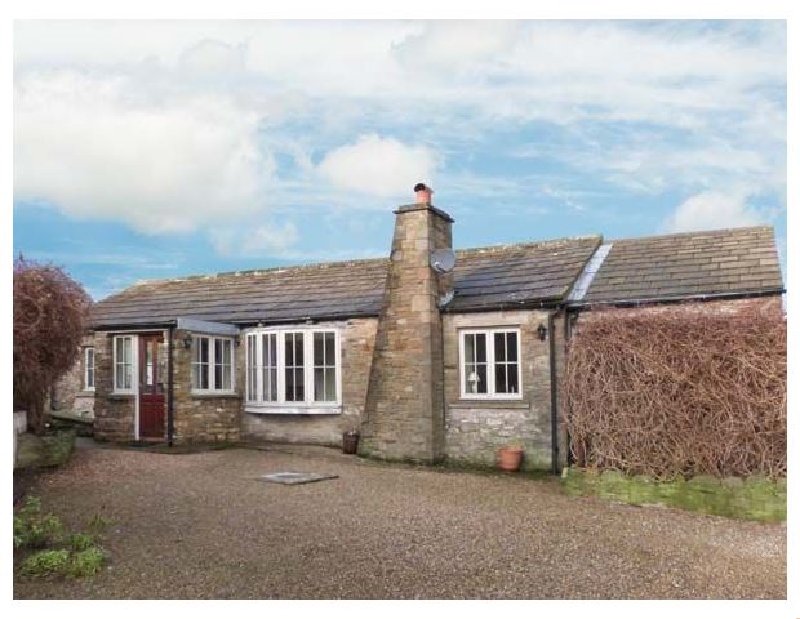 Capple Bank Farm Cottage a holiday cottage rental for 4 in West Witton, 
