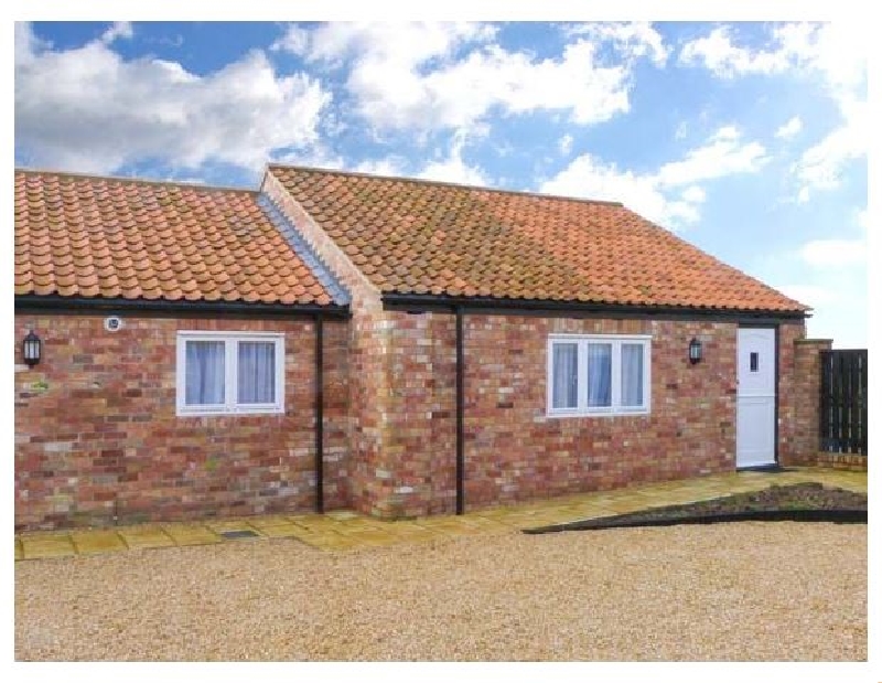 Old Sweet Shop a holiday cottage rental for 6 in Saltfleetby, 