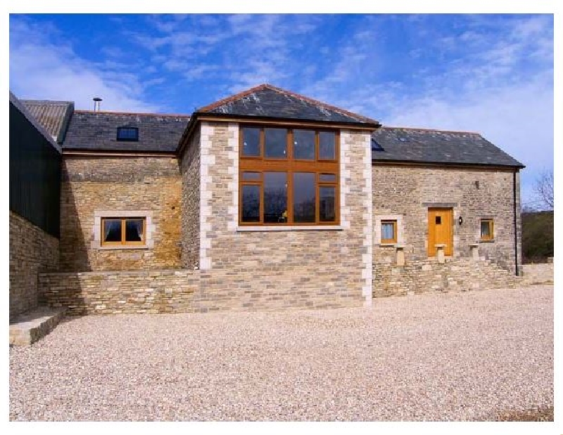 The Old Barn a holiday cottage rental for 8 in Swanage, 