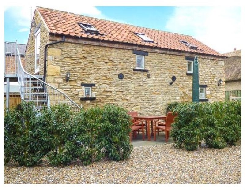 Upstairs Downstairs Cottage a holiday cottage rental for 4 in Snainton, 