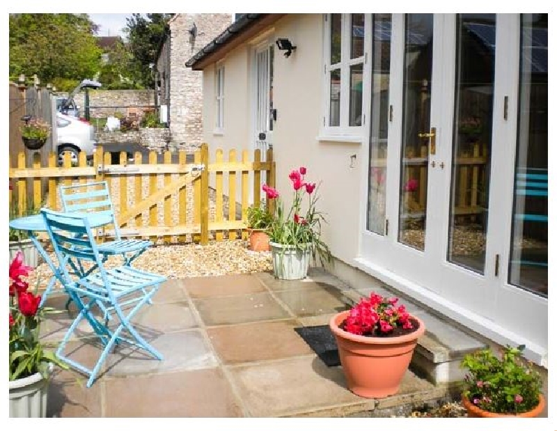 Glebe Lodge a holiday cottage rental for 3 in Westbury-Sub-Mendip, 