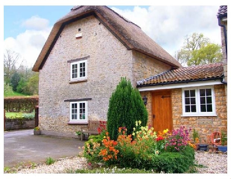 The Thatch a holiday cottage rental for 4 in Yarlington, 