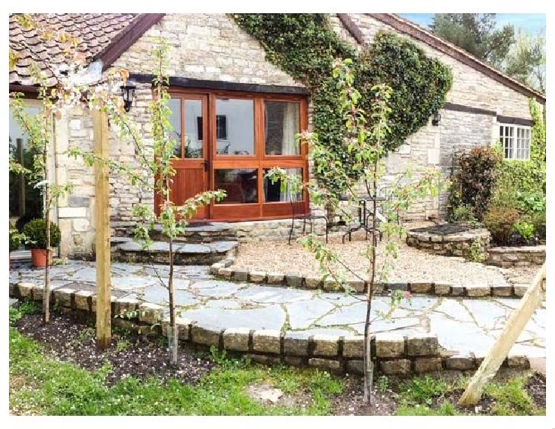 The Aylesbury Cottage a holiday cottage rental for 2 in Hinton, 