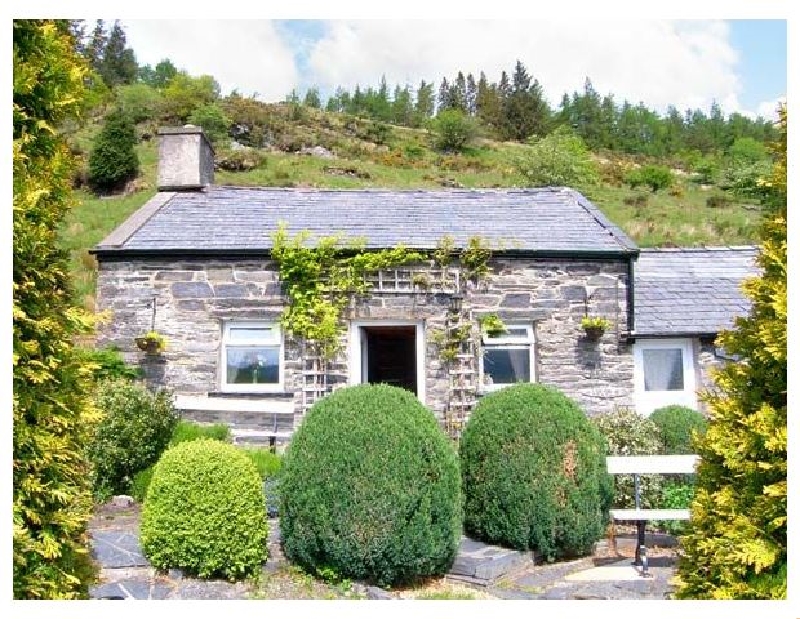 Henrhiw Bach a holiday cottage rental for 5 in Penmachno, 