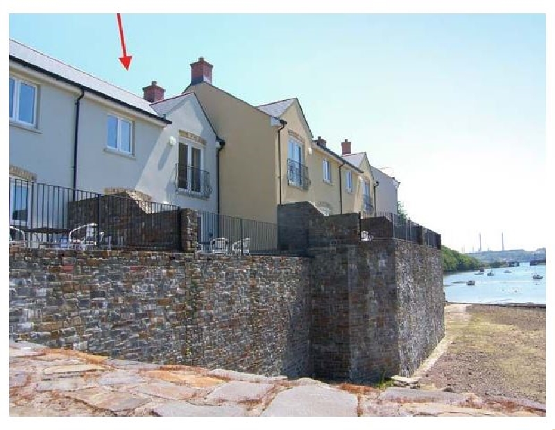 Heron a holiday cottage rental for 6 in Milford Haven, 