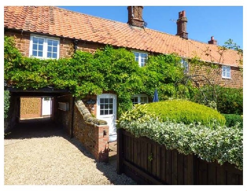 Cassie's Cottage a holiday cottage rental for 4 in Heacham, 