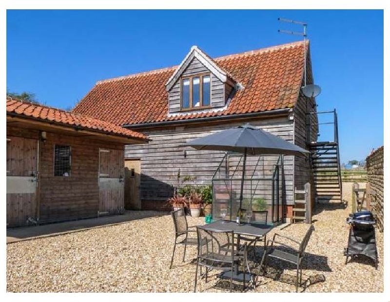 Granary Loft a holiday cottage rental for 2 in Grantham, 