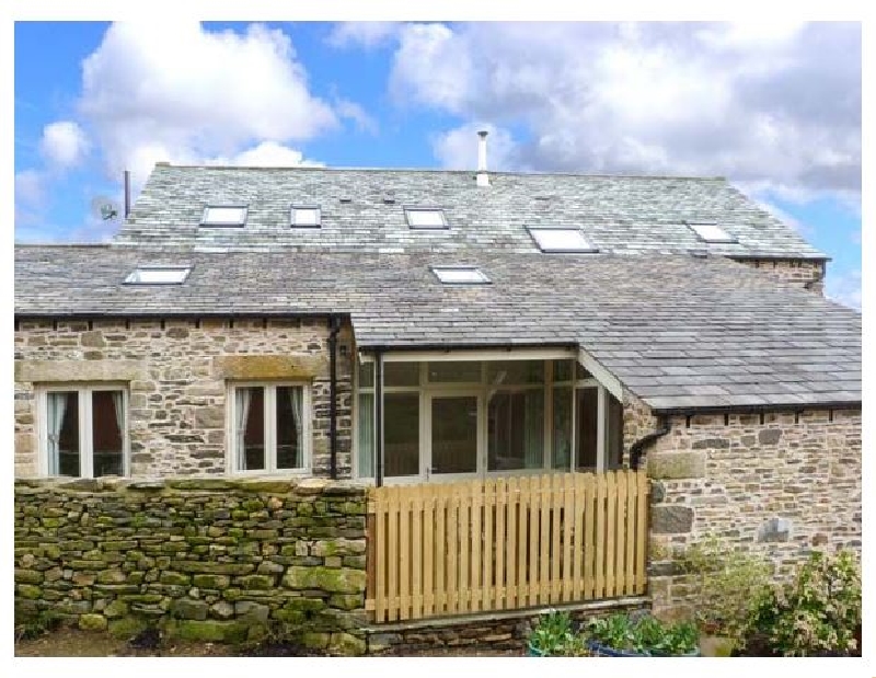 Hawkrigg Cottage a holiday cottage rental for 4 in Kirkby Lonsdale, 