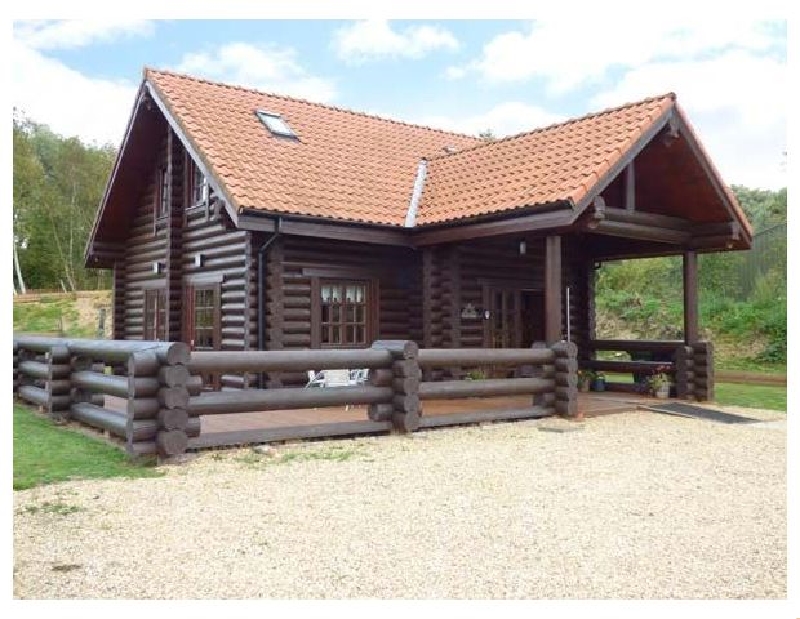 Tamaura Lodge a holiday cottage rental for 8 in Pentney, 