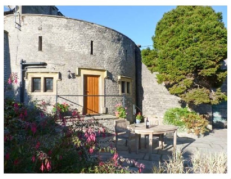 The Round House a holiday cottage rental for 2 in Middleham, 