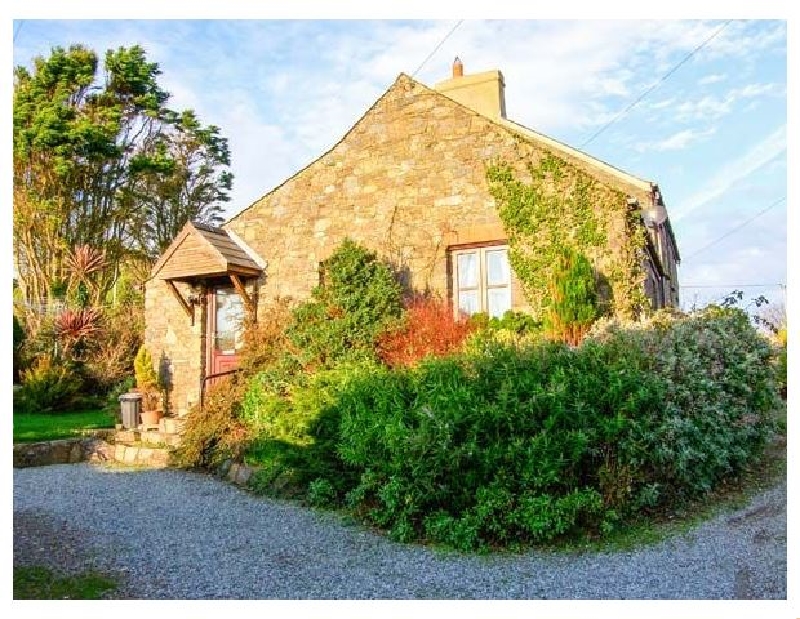 Bwthyn Bach a holiday cottage rental for 2 in St Davids, 